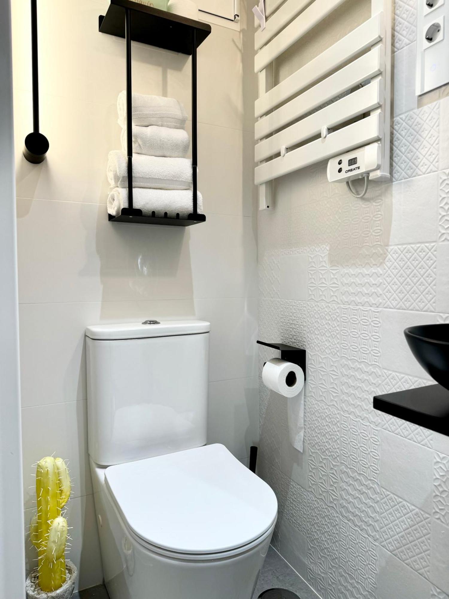 Luxury Flat City Center Full Equipe Non Touristic Madrid Kültér fotó